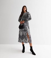 New Look Black Mixed Animal Print Slit Leg Long Sleeve Midi Dress